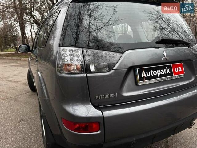Серый Мицубиси Аутлендер, объемом двигателя 2.4 л и пробегом 237 тыс. км за 8490 $, фото 12 на Automoto.ua