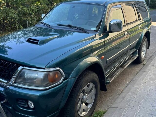 Серый Мицубиси Аутлендер, объемом двигателя 2 л и пробегом 340 тыс. км за 4288 $, фото 7 на Automoto.ua