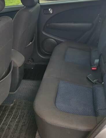 Серый Мицубиси Аутлендер, объемом двигателя 2.38 л и пробегом 323 тыс. км за 6800 $, фото 4 на Automoto.ua