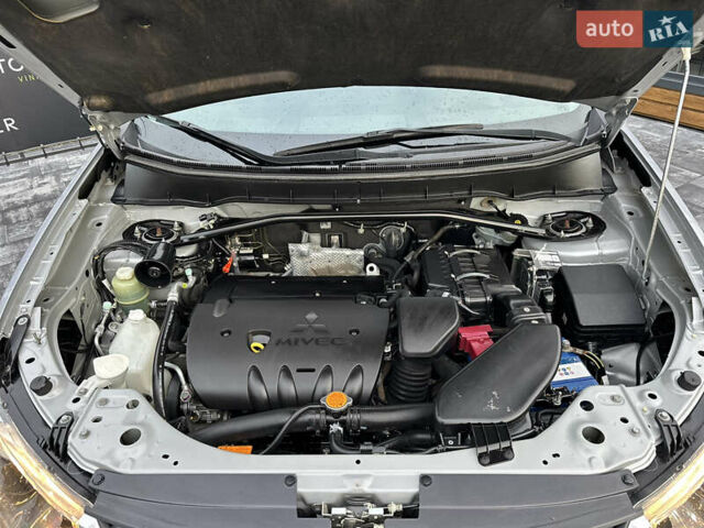 Серый Мицубиси Аутлендер, объемом двигателя 2.4 л и пробегом 61 тыс. км за 11300 $, фото 58 на Automoto.ua