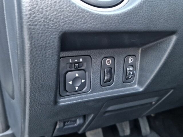 Міцубісі Аутлендер 2008 у Кременчуге на Automoto.ua Сірий Міцубісі Аутлендер, об'ємом двигуна 2 л та пробігом 157 тис. км за 8300 $, фото 19 на Automoto.ua