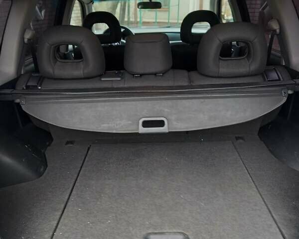 Серый Мицубиси Аутлендер, объемом двигателя 2.38 л и пробегом 143 тыс. км за 7300 $, фото 3 на Automoto.ua