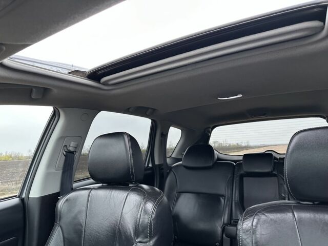 Серый Мицубиси Аутлендер, объемом двигателя 2 л и пробегом 200 тыс. км за 8300 $, фото 18 на Automoto.ua