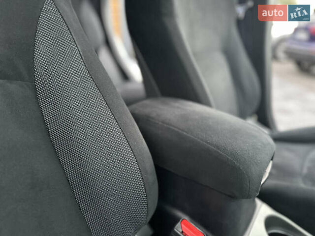 Серый Мицубиси Аутлендер, объемом двигателя 2.4 л и пробегом 61 тыс. км за 11300 $, фото 52 на Automoto.ua