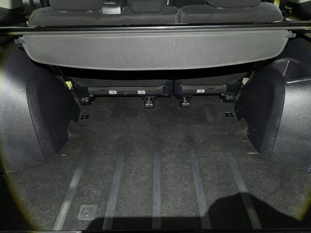 Серый Мицубиси Аутлендер, объемом двигателя 2.4 л и пробегом 238 тыс. км за 7200 $, фото 8 на Automoto.ua