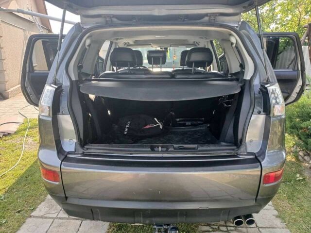 Сірий Міцубісі Аутлендер, об'ємом двигуна 2.2 л та пробігом 270 тис. км за 9800 $, фото 13 на Automoto.ua