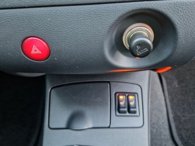 Міцубісі Аутлендер 2008 у Кременчуге на Automoto.ua Сірий Міцубісі Аутлендер, об'ємом двигуна 2 л та пробігом 157 тис. км за 8300 $, фото 12 на Automoto.ua