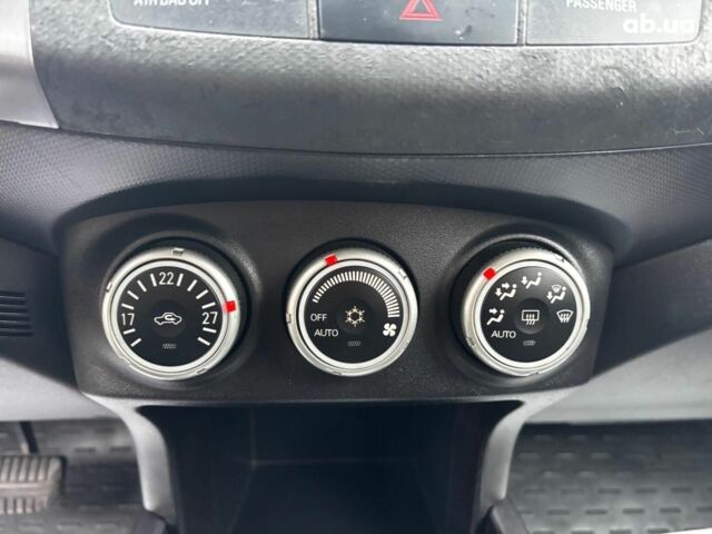 Серый Мицубиси Аутлендер, объемом двигателя 2.4 л и пробегом 237 тыс. км за 8490 $, фото 21 на Automoto.ua