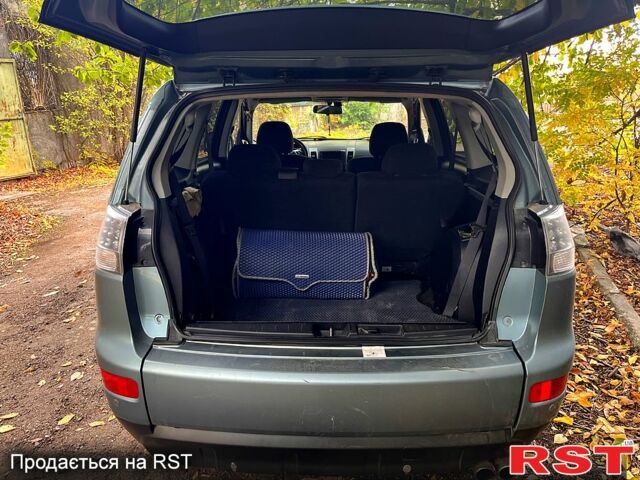 Міцубісі Аутлендер 2008 у Одесі на Automoto.ua Сірий Міцубісі Аутлендер, об'ємом двигуна 2.2 л та пробігом 584 тис. км за 8100 $, фото 7 на Automoto.ua