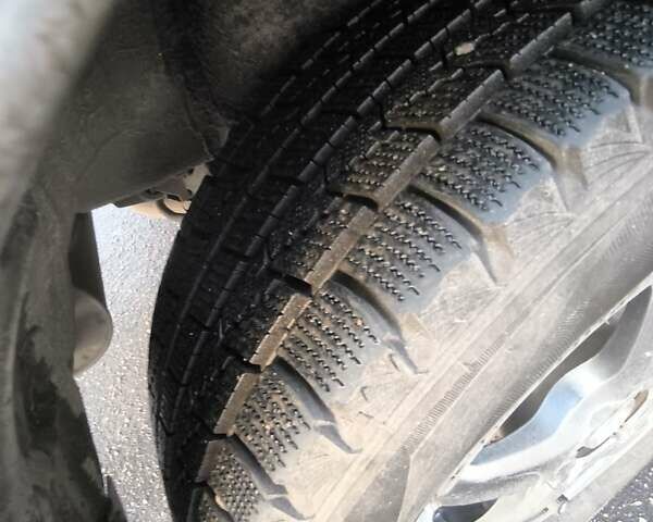 Сірий Міцубісі Аутлендер, об'ємом двигуна 2 л та пробігом 161 тис. км за 7500 $, фото 16 на Automoto.ua