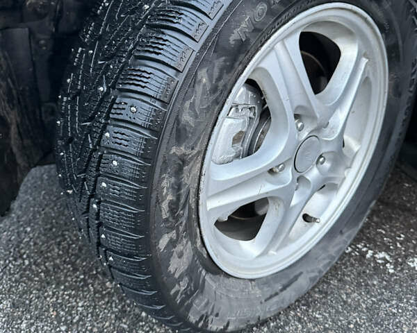 Сірий Міцубісі Аутлендер, об'ємом двигуна 2.4 л та пробігом 190 тис. км за 7500 $, фото 11 на Automoto.ua