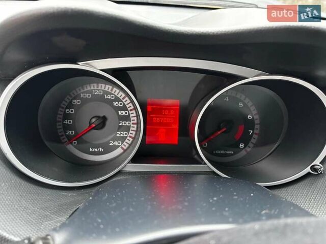 Серый Мицубиси Аутлендер, объемом двигателя 2.4 л и пробегом 237 тыс. км за 8490 $, фото 24 на Automoto.ua