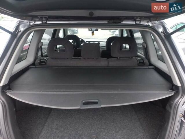 Серый Мицубиси Аутлендер, объемом двигателя 2 л и пробегом 232 тыс. км за 5950 $, фото 9 на Automoto.ua