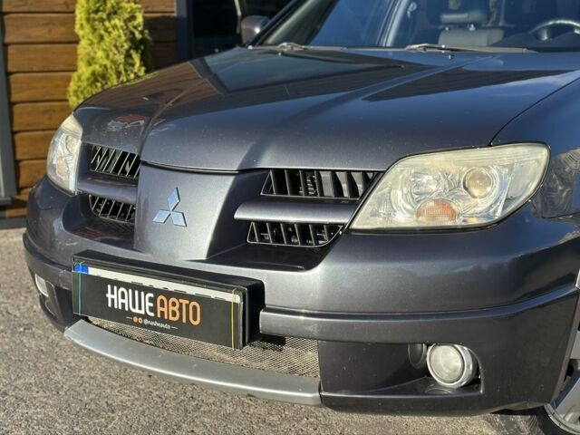 Міцубісі Аутлендер 2008 у Львові на Automoto.ua Сірий Міцубісі Аутлендер, об'ємом двигуна 2 л та пробігом 347 тис. км за 7200 $, фото 1 на Automoto.ua