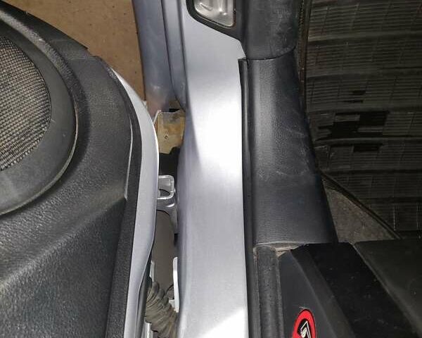 Серый Мицубиси Аутлендер, объемом двигателя 2.38 л и пробегом 323 тыс. км за 6800 $, фото 27 на Automoto.ua