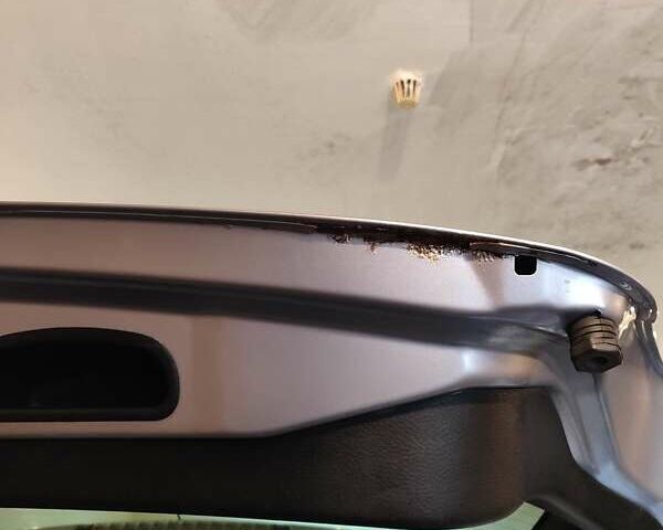 Серый Мицубиси Аутлендер, объемом двигателя 2.38 л и пробегом 323 тыс. км за 6800 $, фото 29 на Automoto.ua