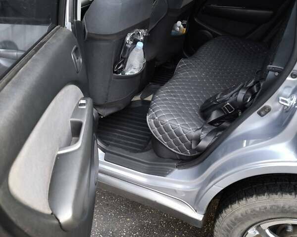 Сірий Міцубісі Аутлендер, об'ємом двигуна 2 л та пробігом 161 тис. км за 7500 $, фото 28 на Automoto.ua