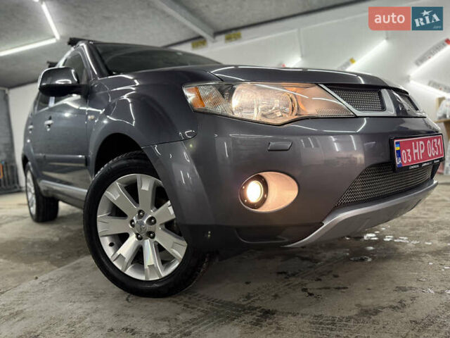 Сірий Міцубісі Аутлендер, об'ємом двигуна 2 л та пробігом 235 тис. км за 8950 $, фото 14 на Automoto.ua