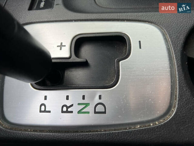 Серый Мицубиси Аутлендер, объемом двигателя 2.38 л и пробегом 197 тыс. км за 7699 $, фото 11 на Automoto.ua