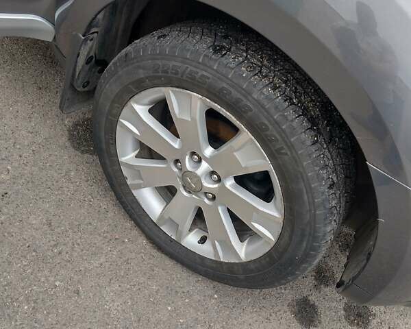 Серый Мицубиси Аутлендер, объемом двигателя 2.36 л и пробегом 313 тыс. км за 8800 $, фото 14 на Automoto.ua