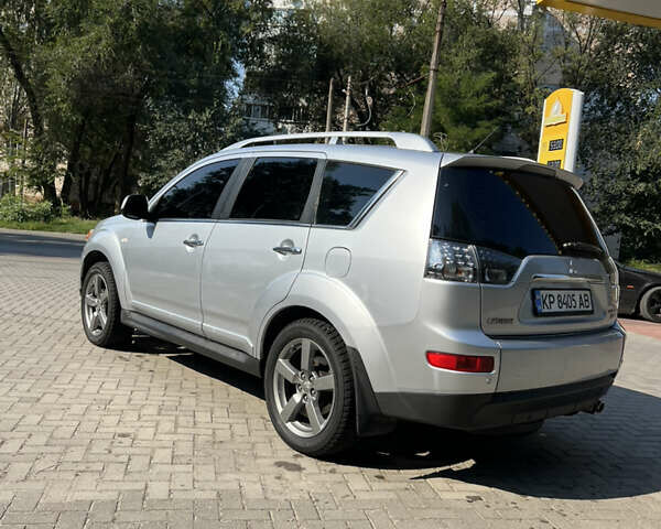 Сірий Міцубісі Аутлендер, об'ємом двигуна 3 л та пробігом 152 тис. км за 8500 $, фото 3 на Automoto.ua