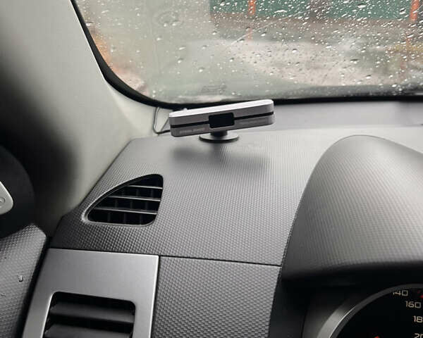 Сірий Міцубісі Аутлендер, об'ємом двигуна 3 л та пробігом 209 тис. км за 9800 $, фото 30 на Automoto.ua