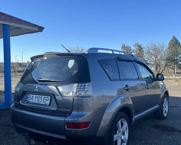 Сірий Міцубісі Аутлендер, об'ємом двигуна 2.36 л та пробігом 214 тис. км за 7800 $, фото 5 на Automoto.ua