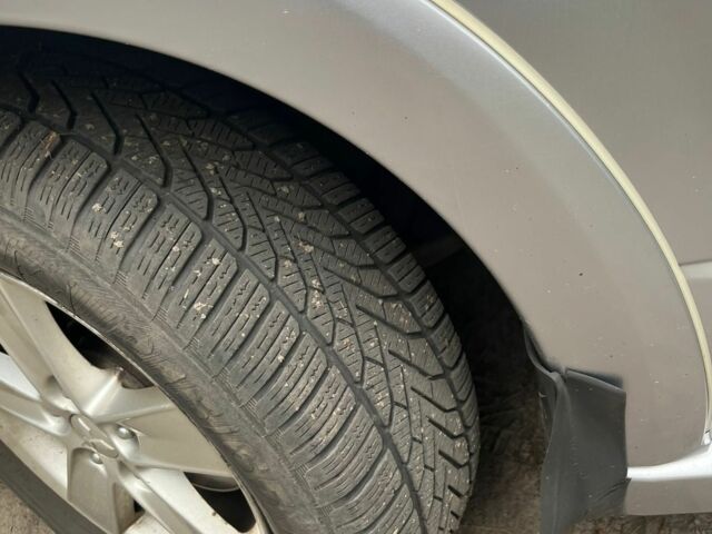 Серый Мицубиси Аутлендер, объемом двигателя 2.4 л и пробегом 225 тыс. км за 6500 $, фото 12 на Automoto.ua