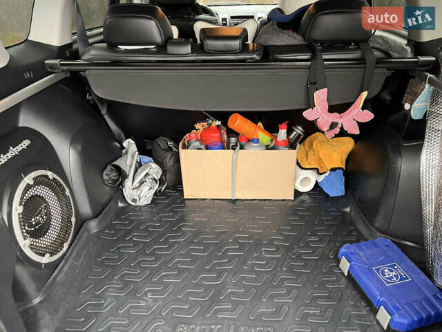 Сірий Міцубісі Аутлендер, об'ємом двигуна 3 л та пробігом 209 тис. км за 9800 $, фото 52 на Automoto.ua