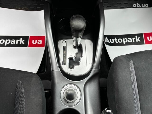 Серый Мицубиси Аутлендер, объемом двигателя 2.4 л и пробегом 237 тыс. км за 8490 $, фото 22 на Automoto.ua