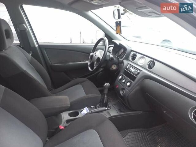 Серый Мицубиси Аутлендер, объемом двигателя 2 л и пробегом 232 тыс. км за 5950 $, фото 8 на Automoto.ua