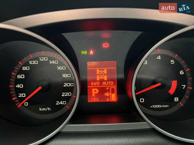 Сірий Міцубісі Аутлендер, об'ємом двигуна 3 л та пробігом 209 тис. км за 9800 $, фото 28 на Automoto.ua