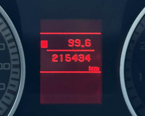 Серый Мицубиси Аутлендер, объемом двигателя 2.36 л и пробегом 215 тыс. км за 8000 $, фото 10 на Automoto.ua