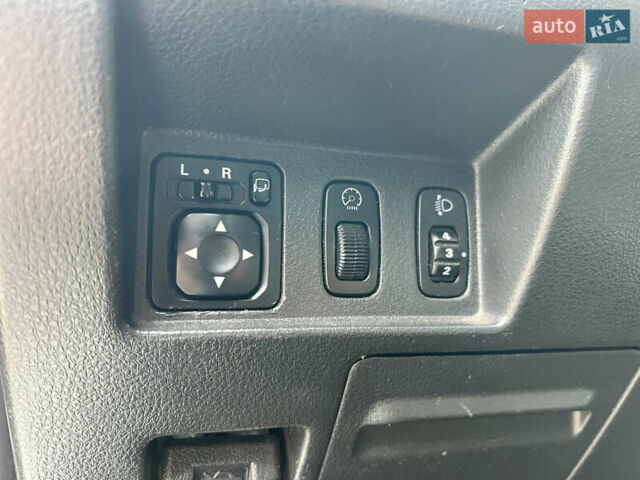 Серый Мицубиси Аутлендер, объемом двигателя 2.38 л и пробегом 197 тыс. км за 7699 $, фото 9 на Automoto.ua