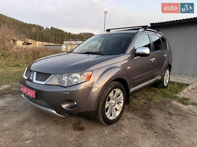 Сірий Міцубісі Аутлендер, об'ємом двигуна 2 л та пробігом 235 тис. км за 8950 $, фото 65 на Automoto.ua