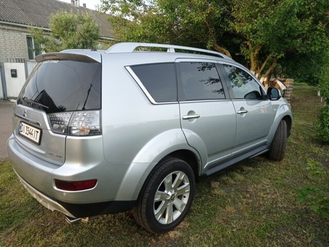 Сірий Міцубісі Аутлендер, об'ємом двигуна 2.4 л та пробігом 190 тис. км за 9200 $, фото 7 на Automoto.ua