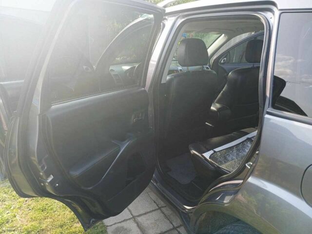 Сірий Міцубісі Аутлендер, об'ємом двигуна 2.2 л та пробігом 270 тис. км за 9800 $, фото 15 на Automoto.ua