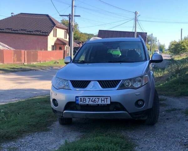 Сірий Міцубісі Аутлендер, об'ємом двигуна 1.97 л та пробігом 188 тис. км за 15800 $, фото 1 на Automoto.ua