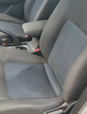 Серый Мицубиси Аутлендер, объемом двигателя 2.38 л и пробегом 323 тыс. км за 6800 $, фото 3 на Automoto.ua