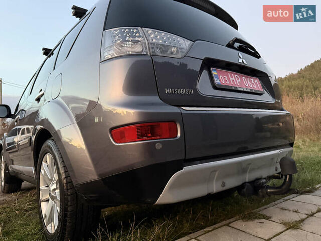 Сірий Міцубісі Аутлендер, об'ємом двигуна 2 л та пробігом 235 тис. км за 8950 $, фото 72 на Automoto.ua