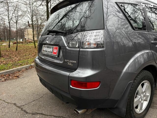 Серый Мицубиси Аутлендер, объемом двигателя 2.4 л и пробегом 237 тыс. км за 8490 $, фото 11 на Automoto.ua