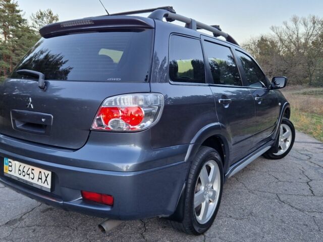 Міцубісі Аутлендер 2008 у Кременчуге на Automoto.ua Сірий Міцубісі Аутлендер, об'ємом двигуна 2 л та пробігом 157 тис. км за 8300 $, фото 1 на Automoto.ua