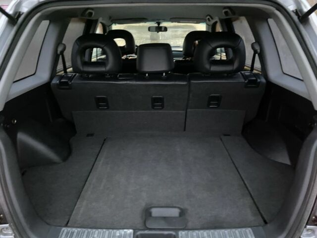 Сірий Міцубісі Аутлендер, об'ємом двигуна 2.4 л та пробігом 299 тис. км за 6300 $, фото 9 на Automoto.ua