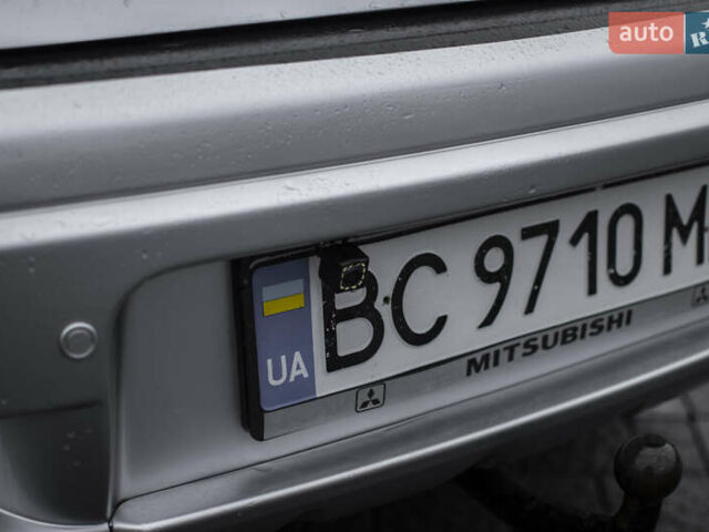 Сірий Міцубісі Аутлендер, об'ємом двигуна 2 л та пробігом 258 тис. км за 5650 $, фото 9 на Automoto.ua