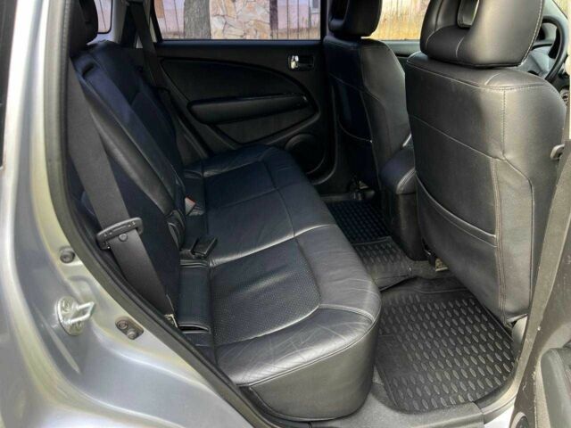 Серый Мицубиси Аутлендер, объемом двигателя 2.4 л и пробегом 170 тыс. км за 6900 $, фото 15 на Automoto.ua