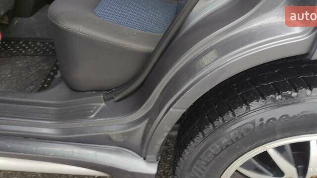 Серый Мицубиси Аутлендер, объемом двигателя 2 л и пробегом 200 тыс. км за 5999 $, фото 24 на Automoto.ua