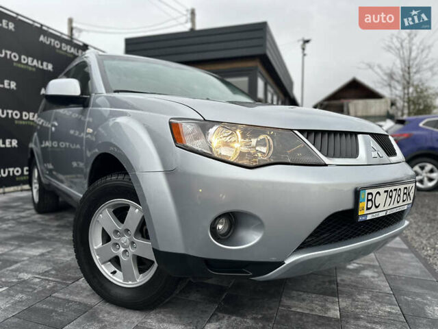 Серый Мицубиси Аутлендер, объемом двигателя 2.4 л и пробегом 61 тыс. км за 11300 $, фото 15 на Automoto.ua