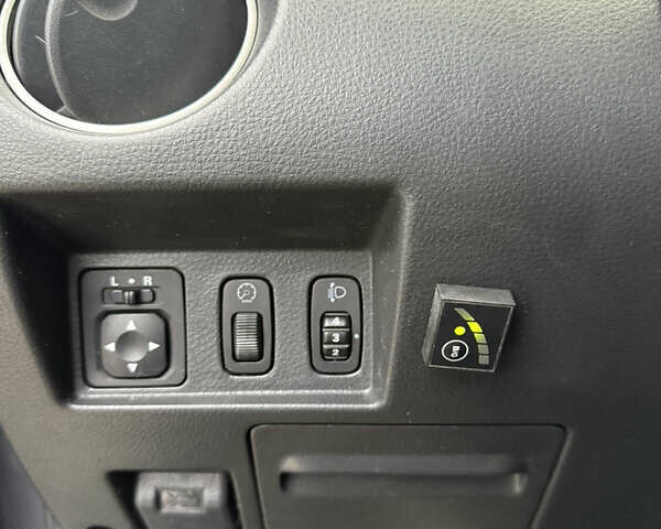 Серый Мицубиси Аутлендер, объемом двигателя 2 л и пробегом 199 тыс. км за 5999 $, фото 20 на Automoto.ua