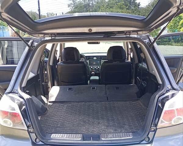 Серый Мицубиси Аутлендер, объемом двигателя 2.35 л и пробегом 342 тыс. км за 6900 $, фото 3 на Automoto.ua