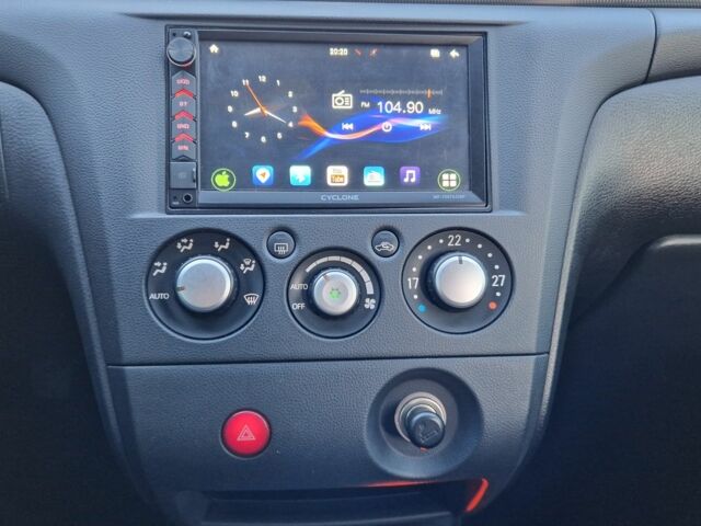 Міцубісі Аутлендер 2008 у Кременчуге на Automoto.ua Сірий Міцубісі Аутлендер, об'ємом двигуна 2 л та пробігом 157 тис. км за 8300 $, фото 15 на Automoto.ua